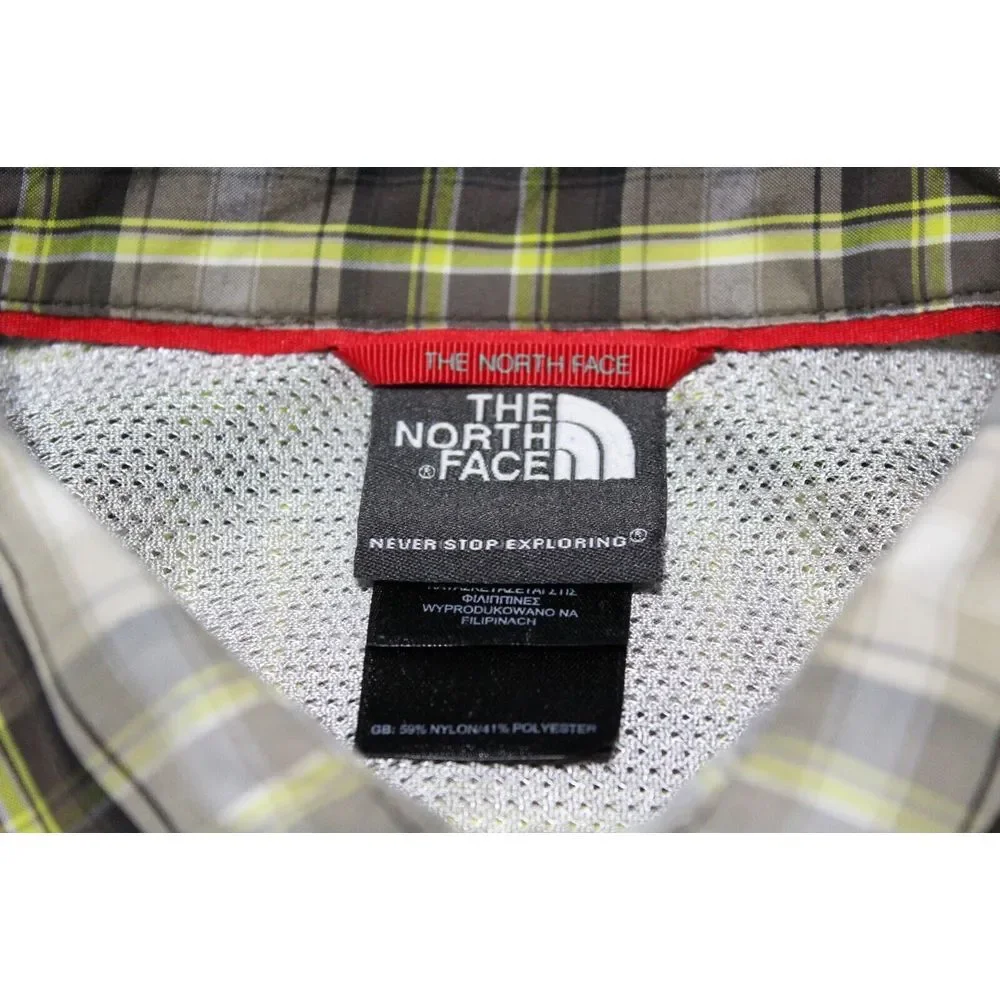 The North Face Button Up Hiking Shirt Mens Size M Nylon Blend Plaid Gray‎ Green